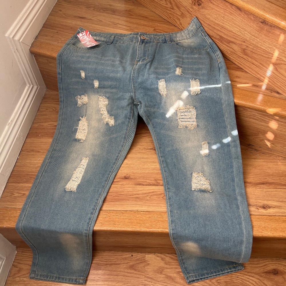Men’s Romwe Distressed Jeans